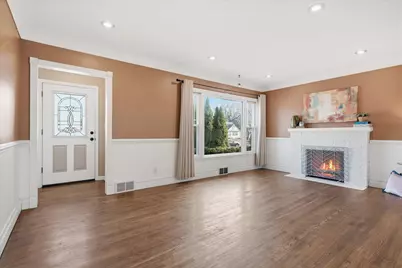 5535 Colfax Avenue N, Brooklyn Center, MN 55430 - Photo 9