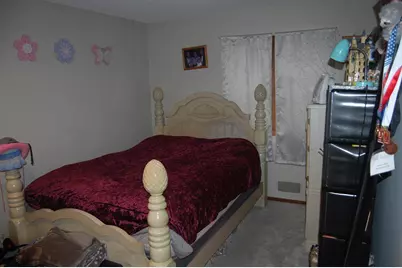 4173 Colorado Avenue N, Crystal, MN 55422 - Photo 9