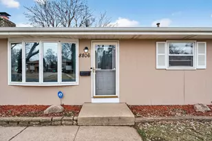 8806 18th Ave S, Bloomington, MN 55425 - Photo 3