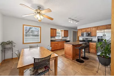 8806 18th Avenue S, Bloomington, MN 55425 - Photo 13