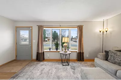 8806 18th Avenue S, Bloomington, MN 55425 - Photo 5