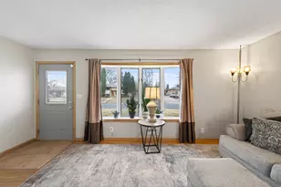 8806 18th Ave S, Bloomington, MN 55425 - Photo 5