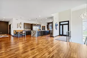 702 Valley Way, Hopkins, MN 55305 - Photo 7