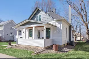 208 E 1st St, Waconia, MN 55387 - Photo 5
