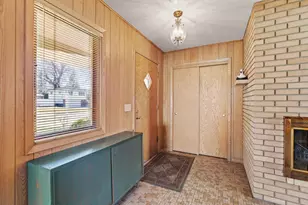 3317 Wendhurst Ave, Saint Anthony, MN 55418 - Photo 5