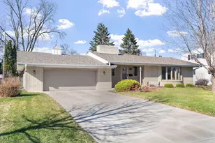 3317 Wendhurst Ave, Saint Anthony, MN 55418 - Photo 3