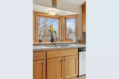 704 Crescent Curve, White Bear Township, MN 55127 - Photo 9