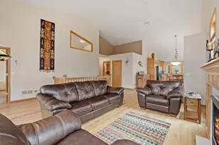 704 Crescent Curve, White Bear Lake, MN 55127 - Photo 17