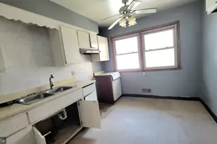 604 Oakdale Ave, Saint Paul, MN 55107 - Photo 7