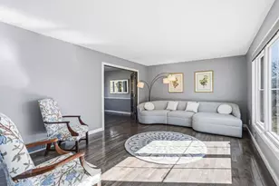 9736 Oxborough Rd, Bloomington, MN 55437 - Photo 9