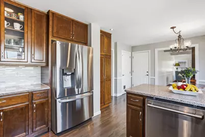 9736 Oxborough Road, Bloomington, MN 55437 - Photo 17