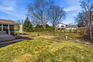 9736 Oxborough Rd, Bloomington, MN 55437 - Photo 47