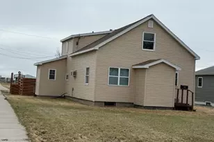 302 10th St S, Breckenridge, MN 56520 - Photo 1
