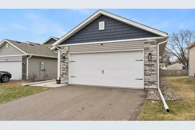 7387 Degrio Way, Inver Grove Heights, MN 55076 - Photo 9