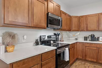 7387 Degrio Way, Inver Grove Heights, MN 55076 - Photo 25