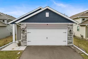 7387 Degrio Way, Inver Grove Heights, MN 55076 - Photo 7