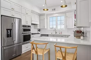 4901 Hawthorne Ct, Edina, MN 55436 - Photo 11