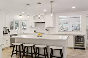 14 Woodland Rd, Edina, MN 55424 - Photo 13