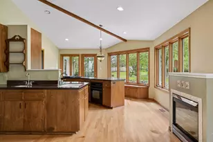 5217 Windsor Ave, Edina, MN 55436 - Photo 9