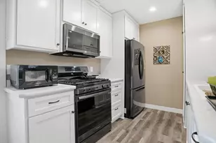 38820 Maple Ct, North Branch, MN 55056 - Photo 5