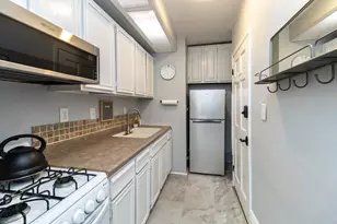 345 Ramsey St, Saint Paul, MN 55102 - Photo 9