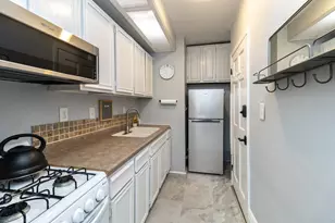 345 Ramsey St, Saint Paul, MN 55102 - Photo 9