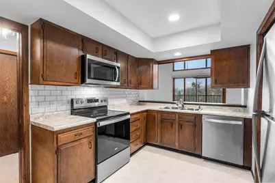 9700 Portland Avenue S #332, Bloomington, MN 55420 - Photo 5