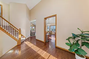 16450 Griffon Ln, Lakeville, MN 55044 - Photo 5