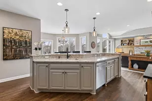 7011 Highover Dr, Chanhassen, MN 55317 - Photo 13