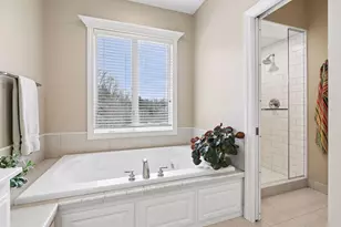 7011 Highover Dr, Chanhassen, MN 55317 - Photo 23