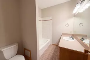 578 Prairie Cir E, Eagan, MN 55123 - Photo 23