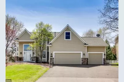 340 S Owasso Boulevard W, Roseville, MN 55113 - Photo 1