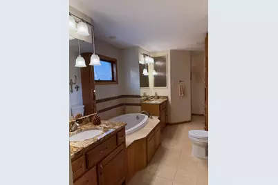 340 S Owasso Boulevard W, Roseville, MN 55113 - Photo 19