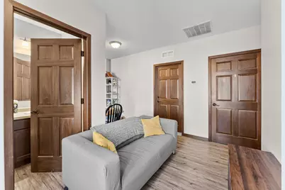 1046 16th Avenue SE, Minneapolis, MN 55414 - Photo 15