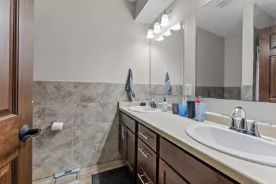 1046 16th Avenue SE, Minneapolis, MN 55414 - Photo 11