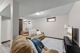 1046 16th Ave SE, Minneapolis, MN 55414 - Photo 19