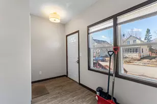 1046 16th Ave SE, Minneapolis, MN 55414 - Photo 25