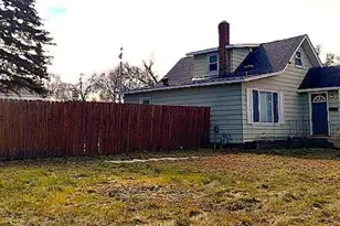 820 E Junius Ave, Fergus Falls, MN 56537 - Photo 3