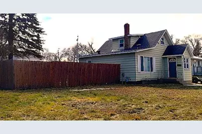 820 E Junius Avenue, Fergus Falls, MN 56537 - Photo 3