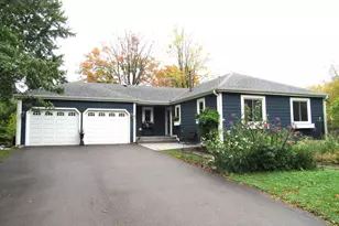 6680 Nez Perce Dr, Chanhassen, MN 55317 - Photo 3