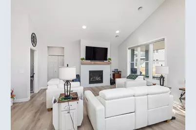 17823 Hamburg Avenue, Lakeville, MN 55044 - Photo 5