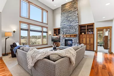 11545 Hillcrest Court N, Saint Paul, MN 55110 - Photo 3