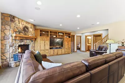 11545 Hillcrest Court N, Saint Paul, MN 55110 - Photo 53