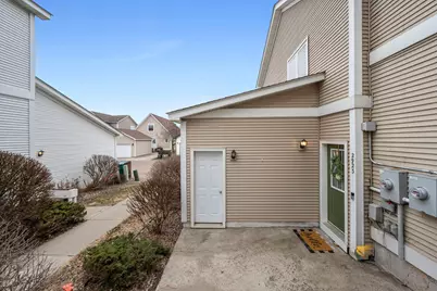 2923 Hemingway Drive, Chaska, MN 55318 - Photo 27