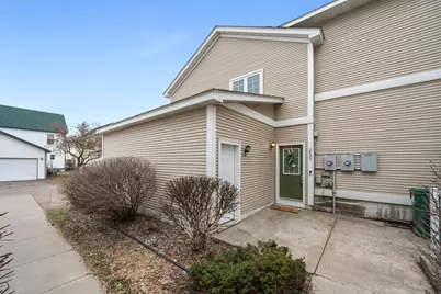 2923 Hemingway Drive, Chaska, MN 55318 - Photo 9