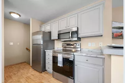 2923 Hemingway Drive, Chaska, MN 55318 - Photo 19