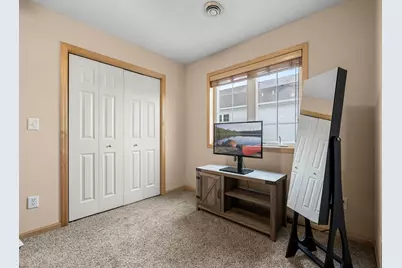 2923 Hemingway Drive, Chaska, MN 55318 - Photo 23