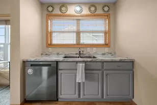 2923 Hemingway Dr, Chaska, MN 55318 - Photo 17