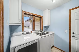 3810 Mill Run Ct, Eagan, MN 55123 - Photo 13