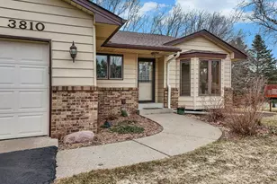 3810 Mill Run Ct, Eagan, MN 55123 - Photo 3